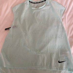 Nike dry running shirt